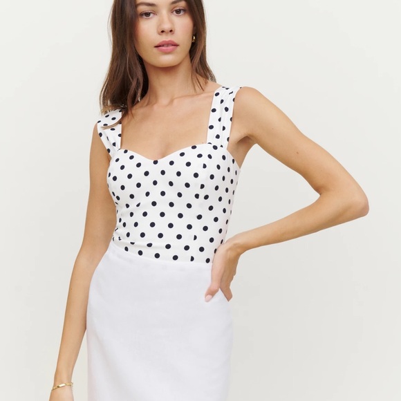 Reformation cute polka docs top - Picture 3 of 4